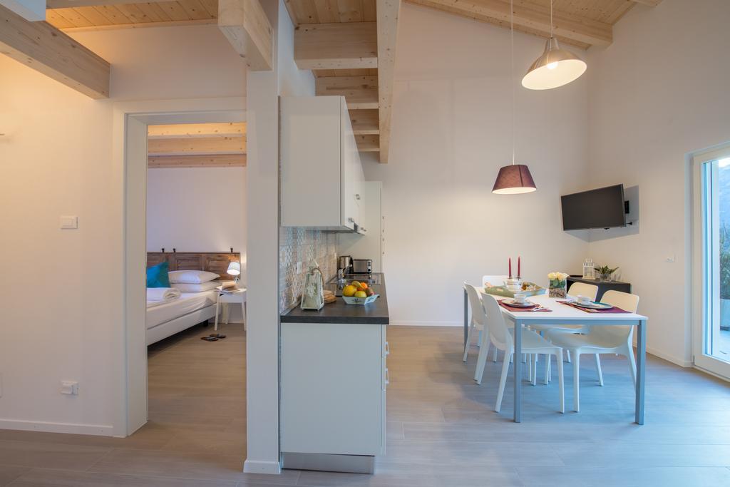 La Gazza Ladra Apartments - Garda Chill Out Drena Eksteriør bilde